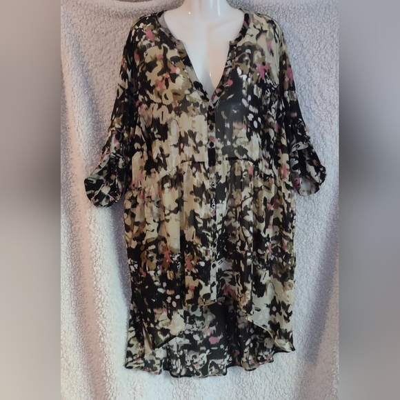 torrid Tops - Torrid Floral Sheer Chiffon Babydoll sz 3 Tunic Hi low